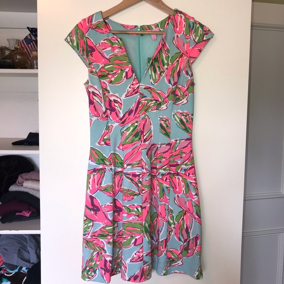 Lilly Pulitzer Dresses & Skirts - Lilly Pulitzer Briella Dress in “In the Vias”